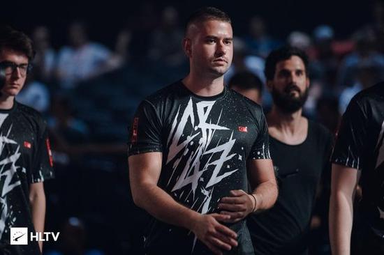 星河战队终焉虫潮全平台发售揭秘外星虫族战斗